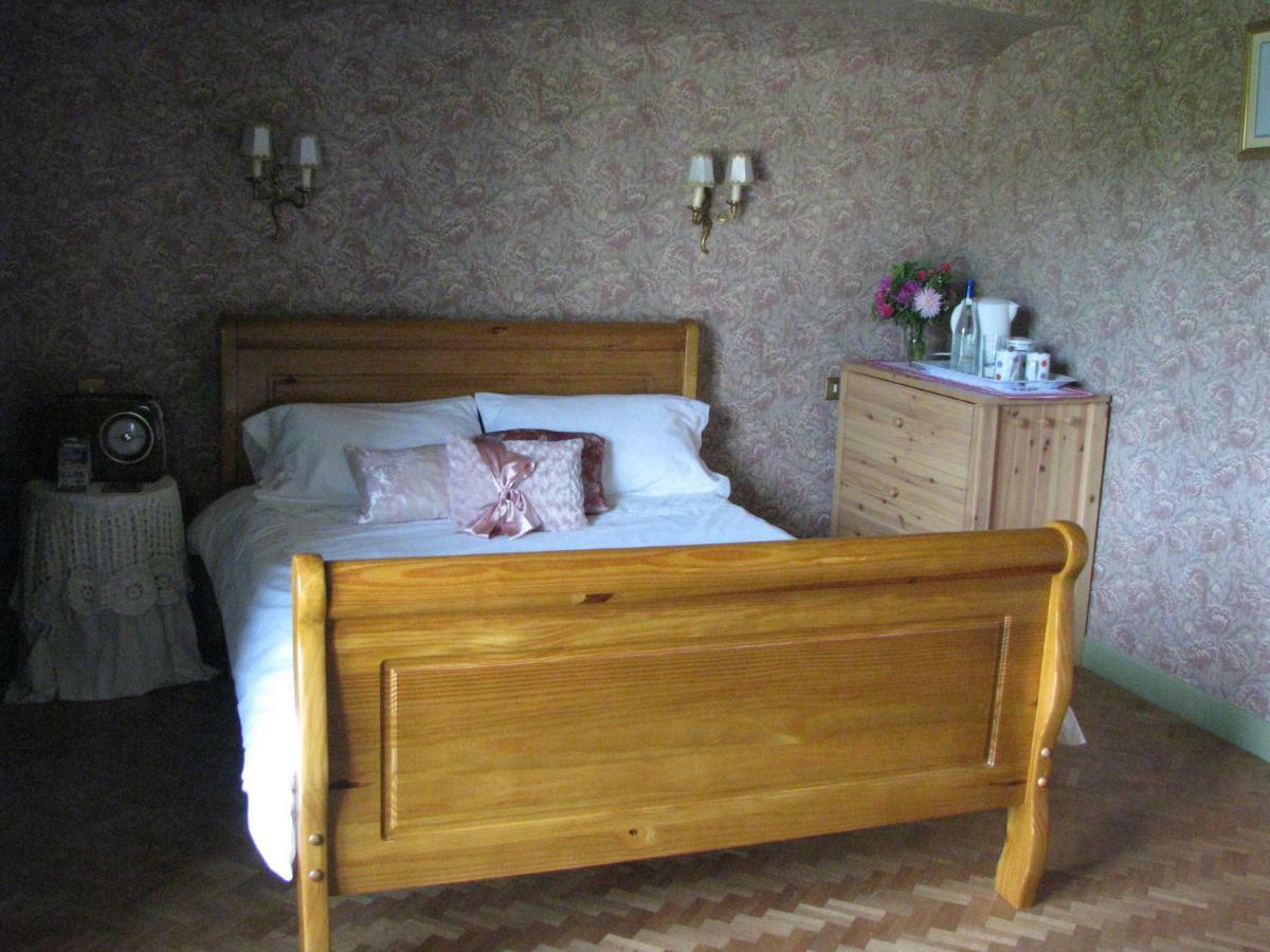 Chambre D'Hotes Des Monedieres Bed & Breakfast Treignac Exterior foto